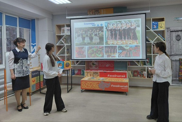 Фольклорный праздник «Яркое солнце народной души»