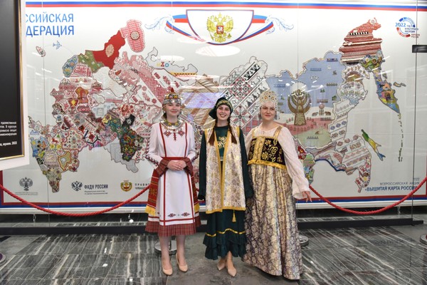 Экскурсия «Вышитая карта России»