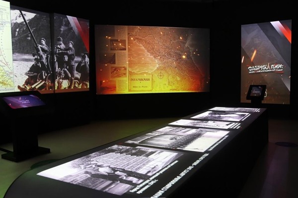 Экспонирование выставки «Ставрополье освобожденное»