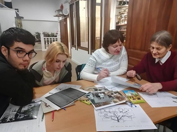 Программа «Седьмая вода на киселе. Или все о ваших родственниках»