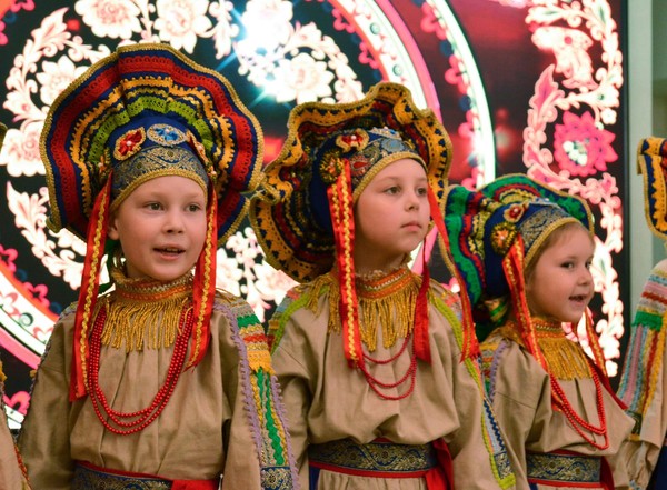 «Свечи Января: камерный концерт коллектива «Колокольчик»