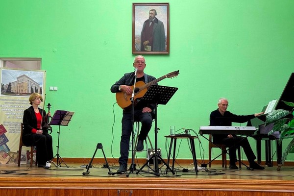 Концерт авторской песни «Рождественские каникулы»