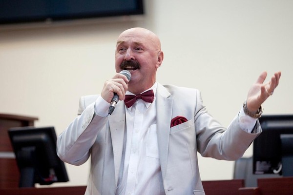 Выставка-инсталляция «Его Величество – артист!»