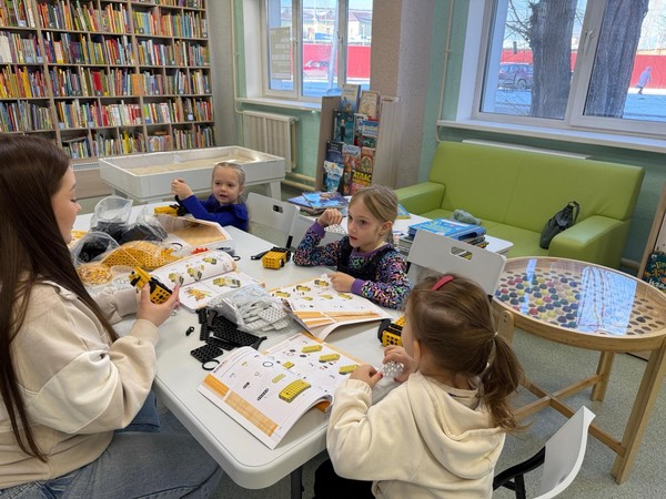 Интерактивные приключения «Зайка Петя и друзья в Академии Умнюшкина»