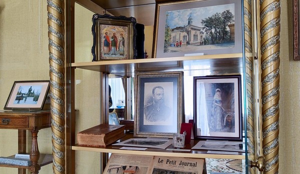 «Памяти императора Александра III посвящается»