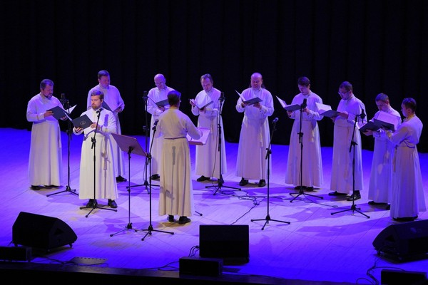 Праздничный мужской хор Московского Данилова монастыря