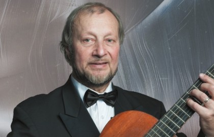 Олег Максимов (гитара)