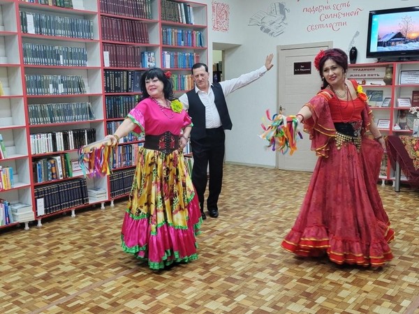 Познавательно-развлекательная программа «От Рождества до Крещения»