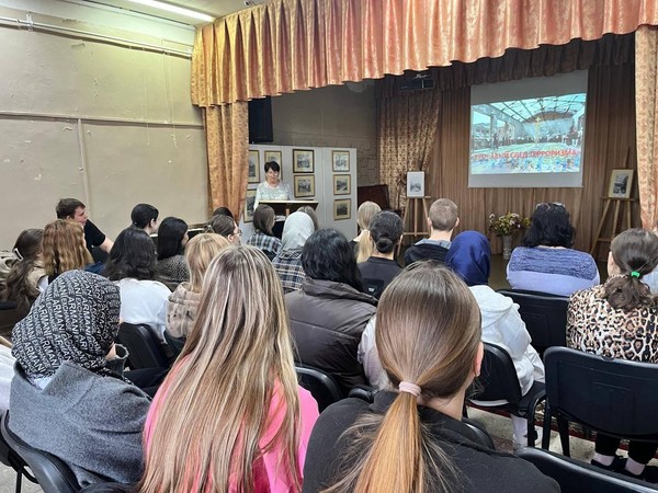 Информационный час «Терроризм — зло против человечества»