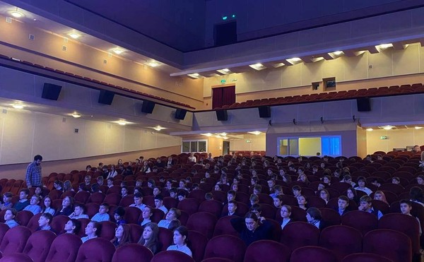 Просмотр фильма «Гусарская баллада» в рамках киноклуба «Моя великая Родина»