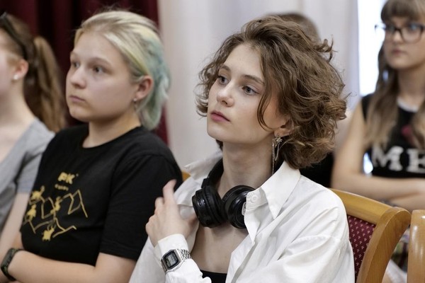 Концерт творческого объединения «Дом песни». Проект «Музыка на все времена»