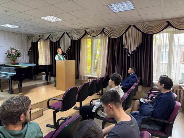 Панельная дискуссия «Жизнь как творчество»