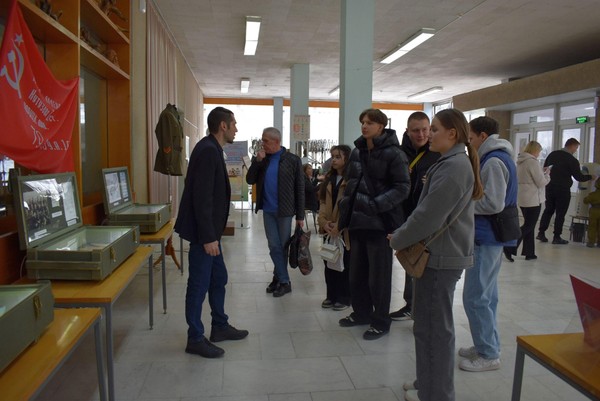 Урок памяти «Слава тебе, город-победитель!»