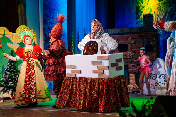 Как Маша и Витя спасали Снегурочку