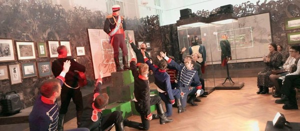 Театрализованная экскурсия с фрагментами из спектакля «Война и мир»