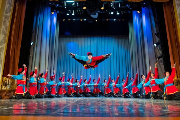 ВИРТУАЛЬНЫЙ КОНЦЕРТНЫЙ ЗАЛ. Танцы. Сделано на Урале