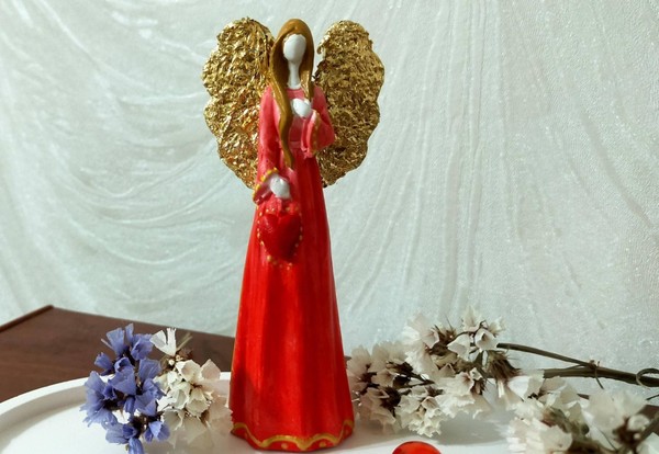 Музейное занятие по росписи гипсовой фигурки «Ангел»