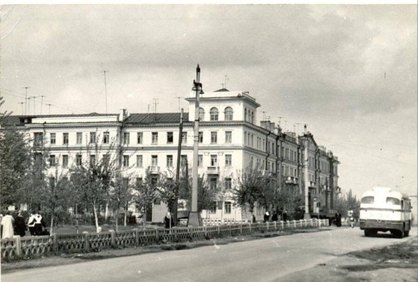 Лекция Владимира Щербакова «Вклад тульских предприятий в благоустройство советской Тулы»