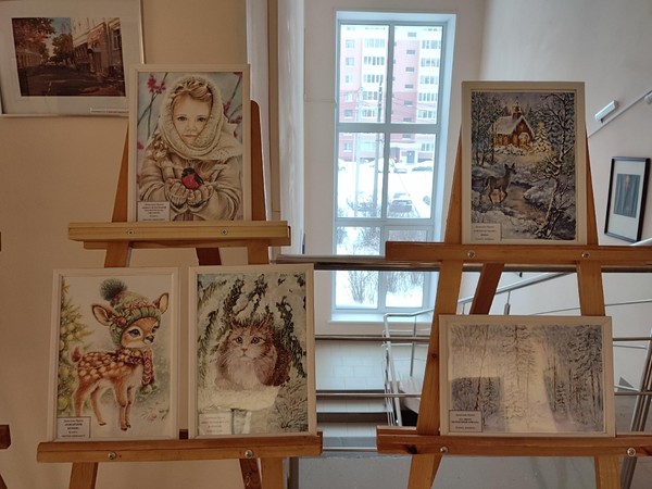 Выставка творческих работ «Зима приходит с чудесами»