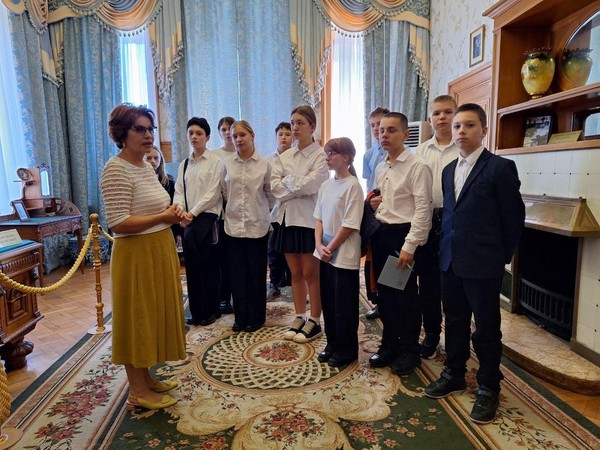 «Мы пришли в музей»