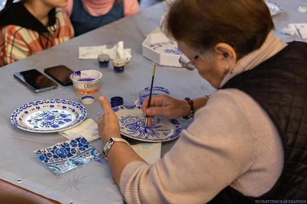 Мастер-класс «Синее чудо. Возрождаем традиции гжели»