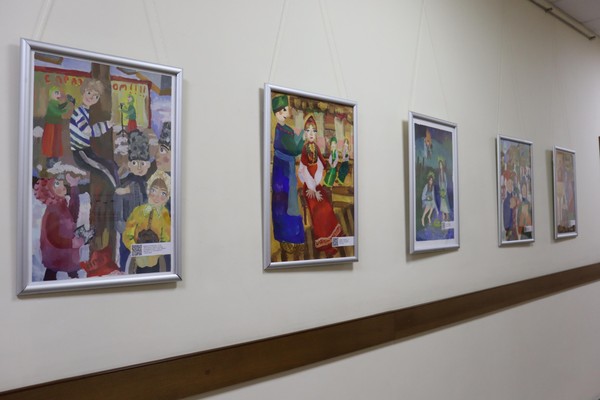 Выставка «Народные мотивы»