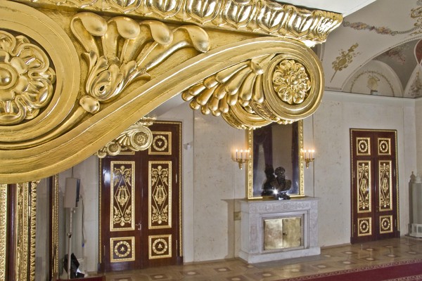 Экскурсия «Театр как империя»