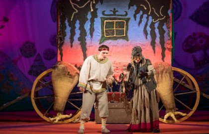 Две Бабы Яги