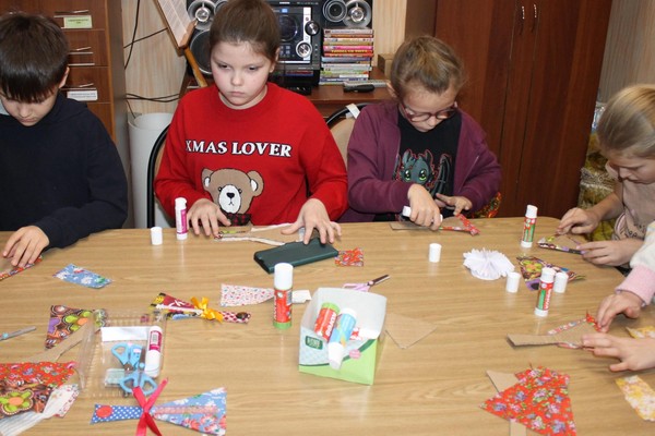 Медиабеседа «Покорители северных морей: знакомство с поморами» в клубе «Остров сокровищ»