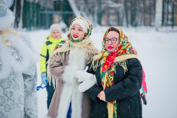 В компании с Дедом Морозом