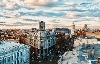 Романтический Питер: дворы, парадные, коммуналка и крыша