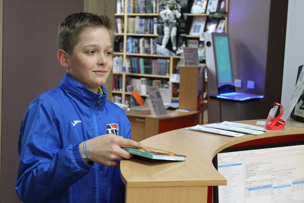 «От детских экспериментов к великим открытиям»: познавательный час