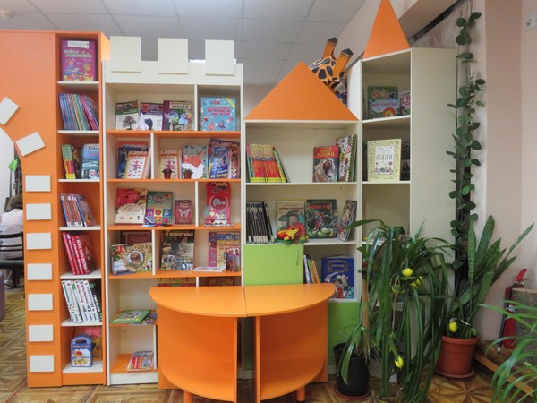 Громкие чтения «Любимые стихи детства»