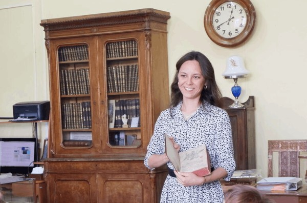 Презентация книжной выставки «Находки с историей»