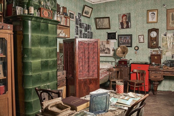 Коммуналка Довлатова: вино есть, иллюзий — нет