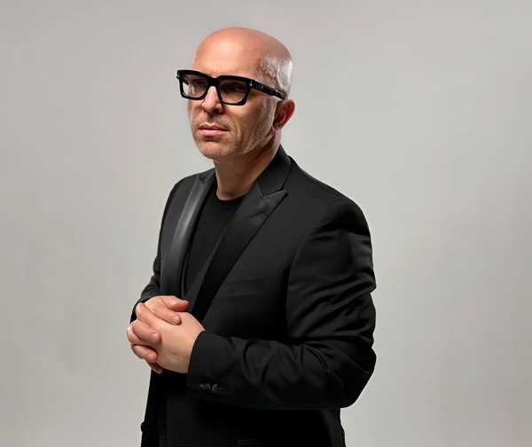 Александр Шоуа и Непара