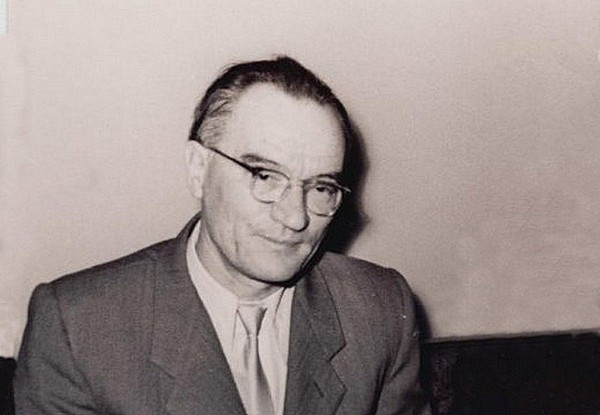 История экспоната «Рукопись Г.Н. Троепольского «Человек в кожухе»