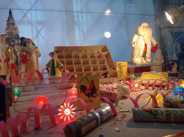 Открытие выставки «Карнавал новогодних игрушек»