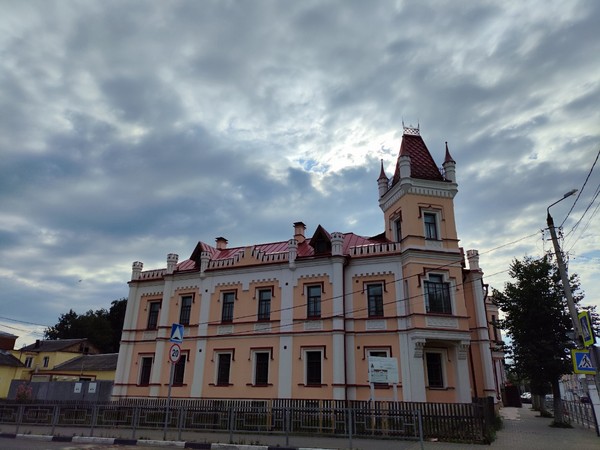 По уютным улочкам Твери