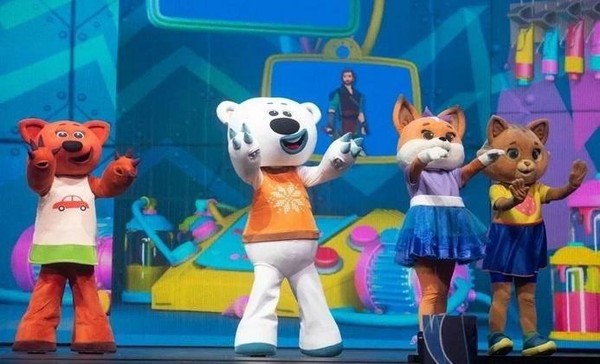 Спектакль «Ёлка телеканала Мульт: Живые краски»