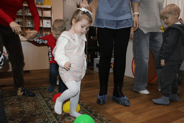 Занятие в клубе «Маленький читайка»: «Заюшкина избушка»