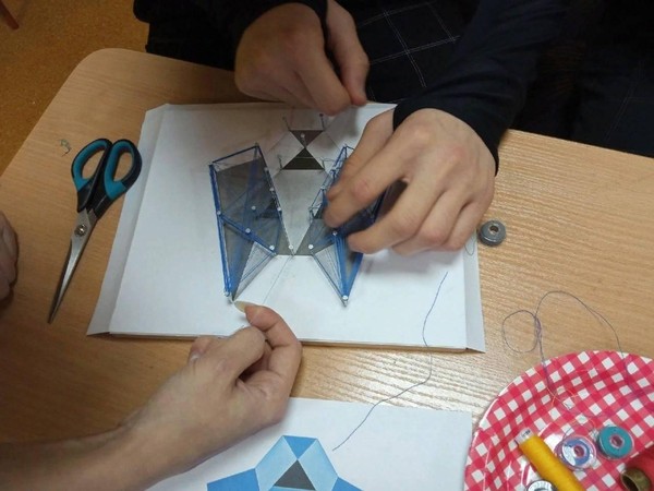 Мастер-класс «Создание рисунка в технике стринг-арта»