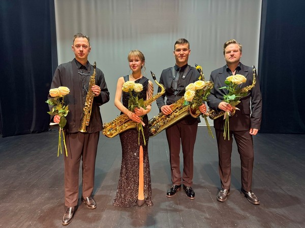 Саксофон на все голоса