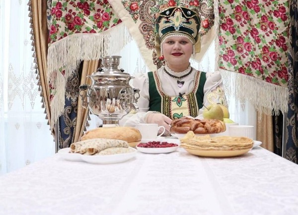 Интерактивная игра «Путешествие по русским традициям»