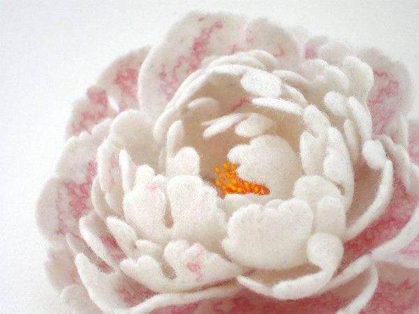 Мастер-класс по войлоку «Зимний цветок»