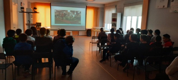 Информационная беседа «Какие бывают собаки?» проект # Библиодружок