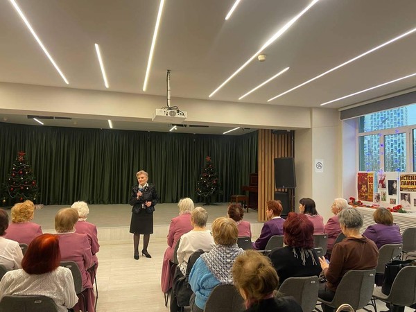 Музыкальная гостиная «В кругу друзей»