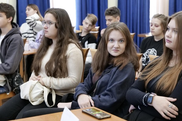 Творческая встреча с Дмитрием Рябовым