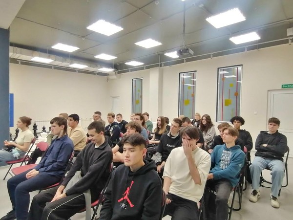 Лекция-обсуждение «Семейные ценности: мост между народами»