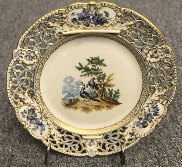 Выставка «Его величество фарфор»